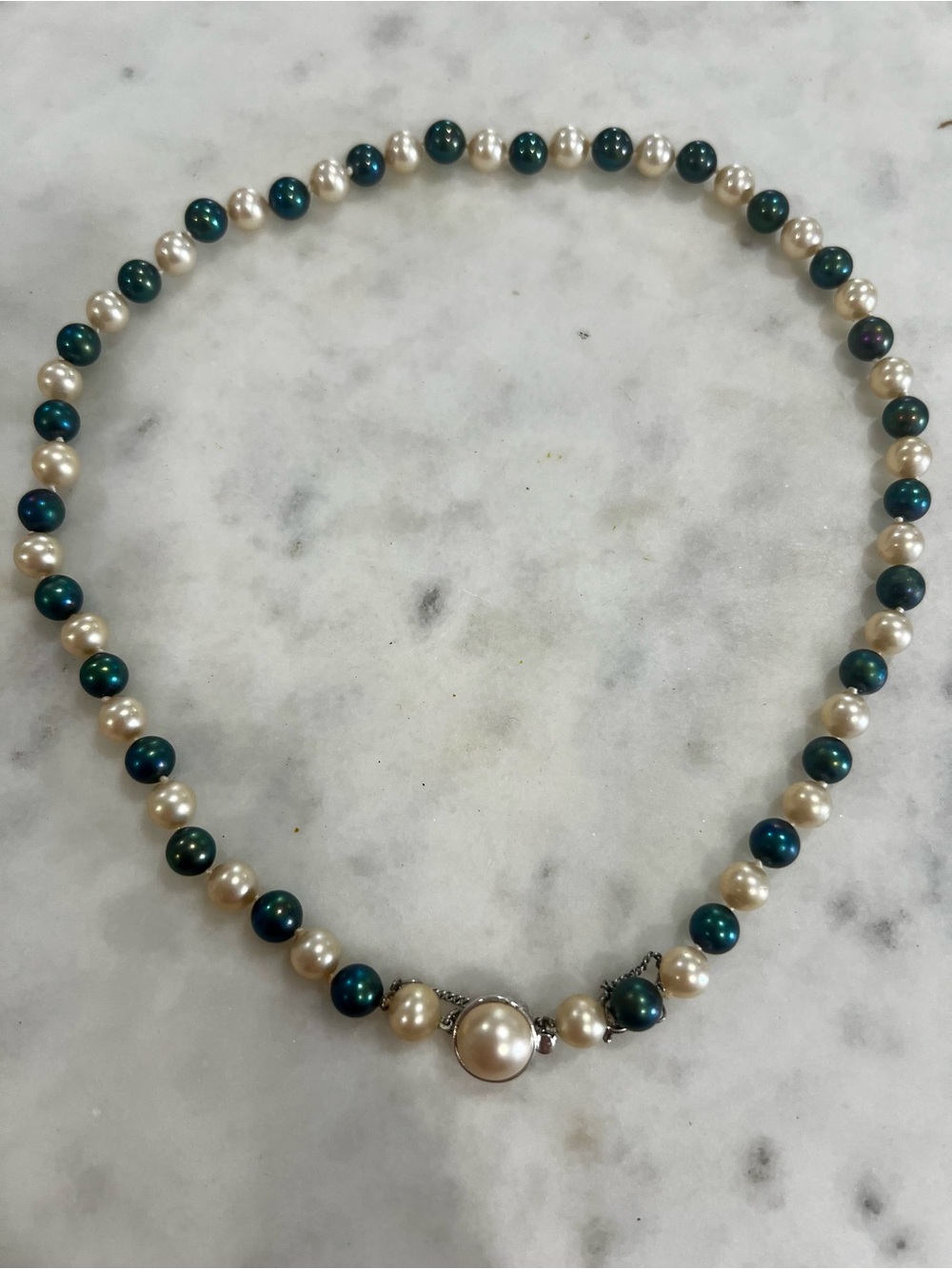 Vintage 925 Sterling Silver Clasp white & Peacock Freshwater Pearl Necklace 18”